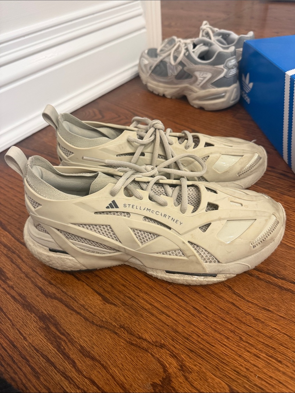 Stella McCartney x adidas Women's Cream Mesh & Synthetic Sneakers size 9.5